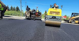 Best Asphalt Driveway Installation  in Lockhart, TX